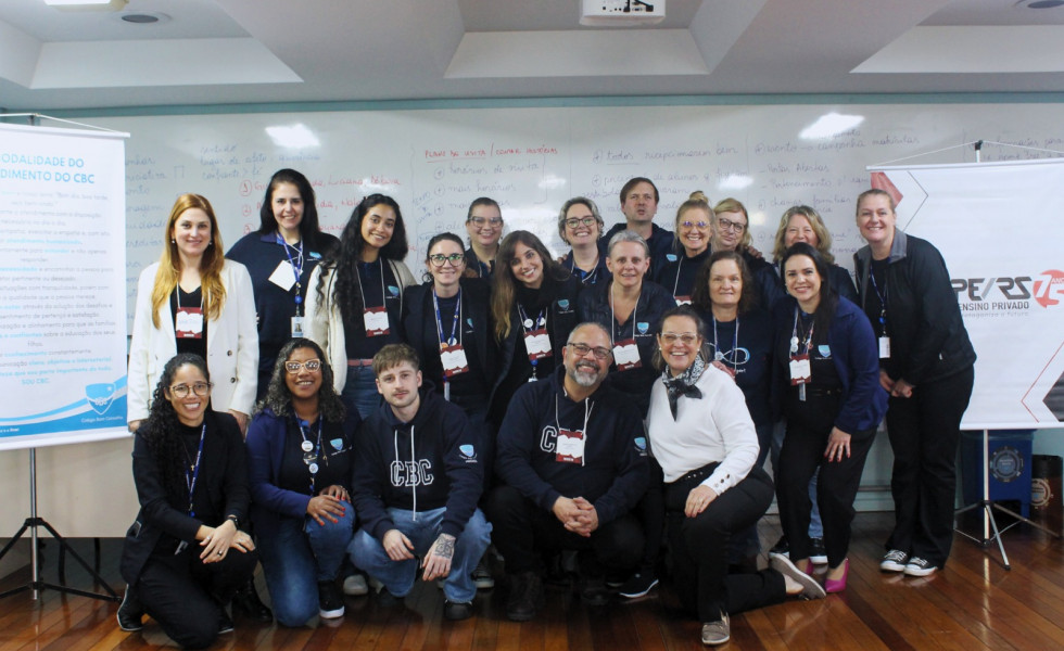 Colégio Bom Conselho aprimora recepção a novas famílias com treinamento in company do SINEPE/RS